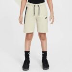Bild von Nike Junior Sportswear Tech Fleece Short Unisex Sport Shorts beige Größe 170 Bekleidung Unisex
